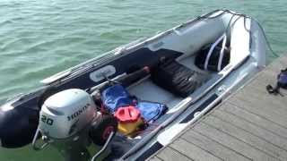 Honwave IE 38  Honda 20HP On Warsash Jetty [upl. by Eirehs641]