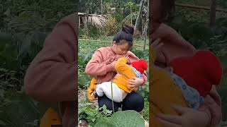 cute breastmilk baby babyfeeding mom viralvideo trending duet shorts [upl. by Cirdnek784]