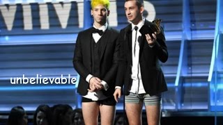 twenty one pilots on CrAcK 42 [upl. by Strohben]