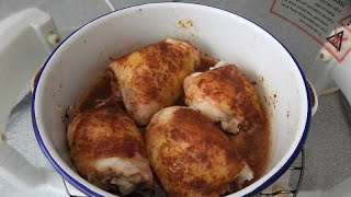 Jan shows how to cook chicken thighs in the Halogen oven [upl. by Sielen81]