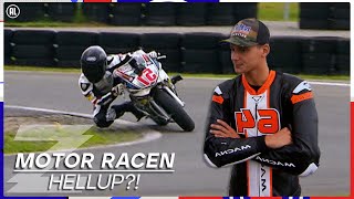 SNELLER door de bocht met Bo Bendsneyder 🏍  HELLUP Motorracen  Zappsport [upl. by Tutankhamen]