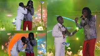 Wally Seck débarque par surprise concert Sidy Diop au grand théâtre et explose la scène Duo bou nex [upl. by Olegnaid711]