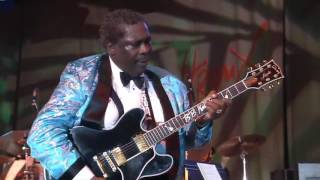 BB King plays Malmsteen amazing rare footage [upl. by Ykcim]