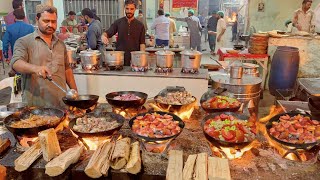 Lahori Famous ilyas Mutton Karahi Truck Adda Lahore  ilyas Dumba Karahi Tikka  Lahore Street Food [upl. by Reade]