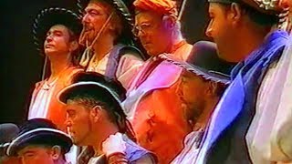 Coro La Viña SEMIFINALES Tangos y Cuplés  Carnaval de Cádiz 2002 [upl. by Pomcroy]