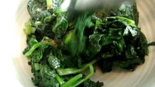 Preparing Spinach for BiBimBap Recipe [upl. by Karp12]