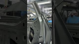 Apply sealant ，GAC Trumpchi Automobile Factory [upl. by England]