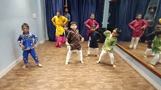 Gallan Goodiyaan Dance Video  Kids Group  Shayona Dance Studio [upl. by Zsamot]