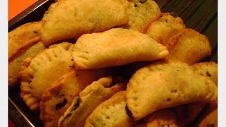 Video Ricetta Pizzette fritte con verdura e olive  Cucinando per Caso e per Passione [upl. by Tereb]