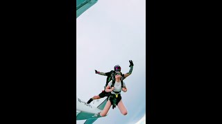 Is it not good to see the world by yourself Talk about love Top Skydiving Extreme Sports Play [upl. by Mochun]