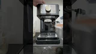 Making coffee using DeLonghi Stilosa Espresso Machine [upl. by Heim277]