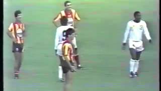 CAVC 1987 12 Finale Espérance Sportive de Tunis 20 Abiola Babes Nigeria Extrait du Match [upl. by Ellennoj357]