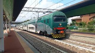 TRENI IN ARRIVO E TRANSITO A CESATE FNM [upl. by Linsk]