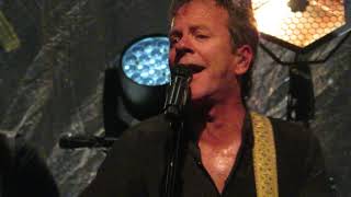 Kiefer Sutherland  Knockin On Heavens Door live  Vienna 2019 [upl. by Noyerb]