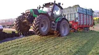 Silo fahren mit Deutz Agrotron 150 [upl. by Thompson]