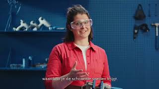 Dremel  Laminaat of tegels snijden voor een radiatorleiding [upl. by Linis]