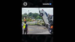 Car damaged no casualties in Pandan Indah landslide [upl. by Eseila]