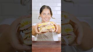 LANCHE CUBANO DE CHEF shorts filmechef [upl. by Nrubloc]