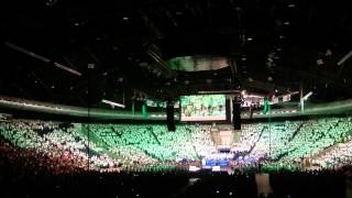 Klasse  Wir singen  3200 singen in der VW  Halle in Braunschweig am 1462015 [upl. by Lipfert360]