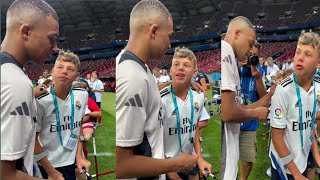 Kylian Mbappe speaking Spanish with fans fyppp footballnewsupdates infofootball [upl. by Giverin]