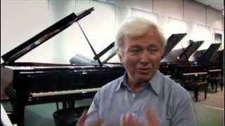 Pavel Gililov parle de Bechstein [upl. by Daveen]