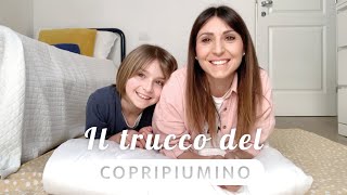 Come inserire il PIUMINO nel COPRIPIUMINO  un trucco che ti cambierà la vita [upl. by Nerrual]