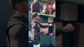 Gabe Kapler shares personal moment with fan compares tattoos 🌹 [upl. by Hegyera625]