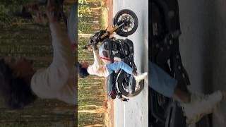 TVs ronin 225 first time wheelie try kiya wheelie ktmwheelie tvs ronin tvsiqube tvsmotors tvs [upl. by Heins101]