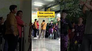 PRAMUGARI SATU MASKAPAI BEDA NEGARA‼️CANTIK YANG MANABALI AIRPORTfeedshorts [upl. by Yrrah40]