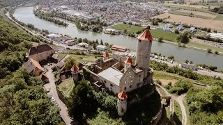 Zwölf Generationen und ein Raubritter Ein Besuch auf der Burg Hornberg [upl. by Levona]