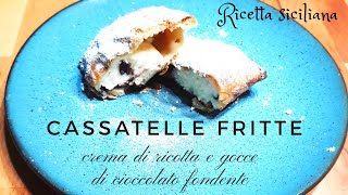 Cassatelle siciliane con crema di ricotta e gocce di cioccolato fondente  ravioli dolci [upl. by Kcarb]