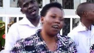 ABAKURIKIYE YESU FAMILY CHOIR USIKATE TAMMA 01 [upl. by Nic]