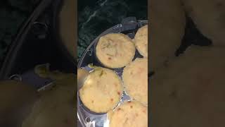 Suji idli recipe sujiidlirecipe sujiidli shikshasharmalifevlogs breakfast vegetableidli [upl. by Einnor108]