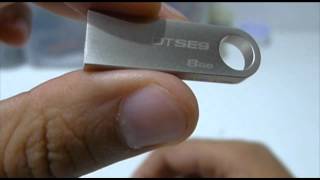 Kingston Data Traveler SE9 8GB USB Drive Unboxing [upl. by Hasin]