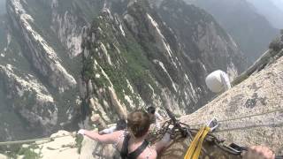 华山 Hua Shan Cliffside Plank Walk [upl. by Twyla]