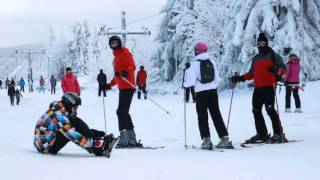 Stacje narciarskie Ski Arena Zieleniec Ośrodek Narciarski Czarna Góra ferie 2016 [upl. by Eniroc882]