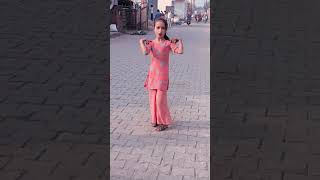 Bablee Banke roj thela bhojpuri dance song [upl. by Redleh238]