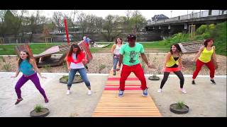 ZUMBA® FITNESS MEGA MIX 40  La Botella by Pete [upl. by Shlomo279]