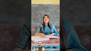 Madam toh Fida ho gayi😂🤣 trending comedy funny mrajshortvideo7913 school memes viral short [upl. by Annahael]