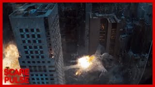 The Monster Attacks the Helicopter  Cloverfield 2008 Jump Scare [upl. by Trovillion125]