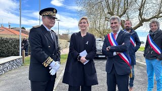 Julie Gayet dévoile le portrait dOlympe de Gouges à Arès [upl. by Eslek]