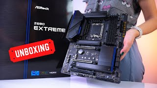 ASRock Z690 Extreme  Unboxing amp CloseUp Shots [upl. by Aneleh]