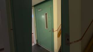 This Kone elevator in sundsvall has inner doors [upl. by Pyne]