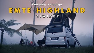 8 CAMPING KELUARGA DI EMTE HIGHLAND CIWIDEY  CAMPERVAN BANDUNG  CAMPING SERU BERKABUT [upl. by Anoet]