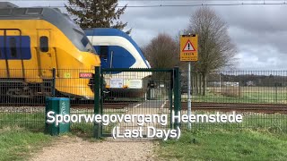 Spoorwegovergang HeemstedeDutch Railroad Crossing LAST DAYS [upl. by Eocsor]