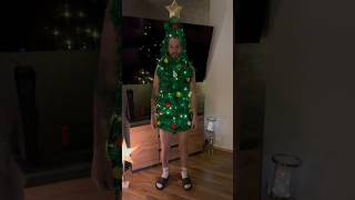 Der schönste Tannenbaum 🌲😂 tannenbaum christmas couple comedy [upl. by Ahtabbat899]