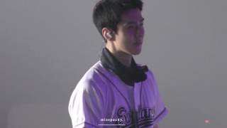 The EXOrDIUM in HONG KONG  Growl 으르렁 Sehun cute mistake againkkkkkk [upl. by Tucker]