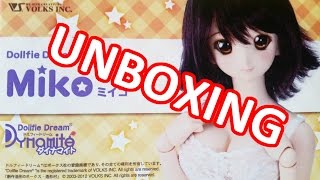 The Doll Days UNBOXING Volks Dollfie Dream Dynamite Miko [upl. by Eintruoc]