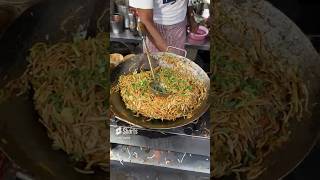 Famous Chinese Noodle Making 😋shorts streetfood [upl. by Mencher203]