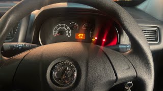 Vauxhall combo and Fiat Doblo flashing oil light reset service reset [upl. by Lavina]